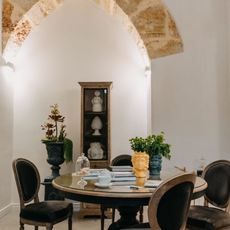 Palazzo Natoli è un elegante Boutique Hotel nel cuore del centro storico di Palermo.