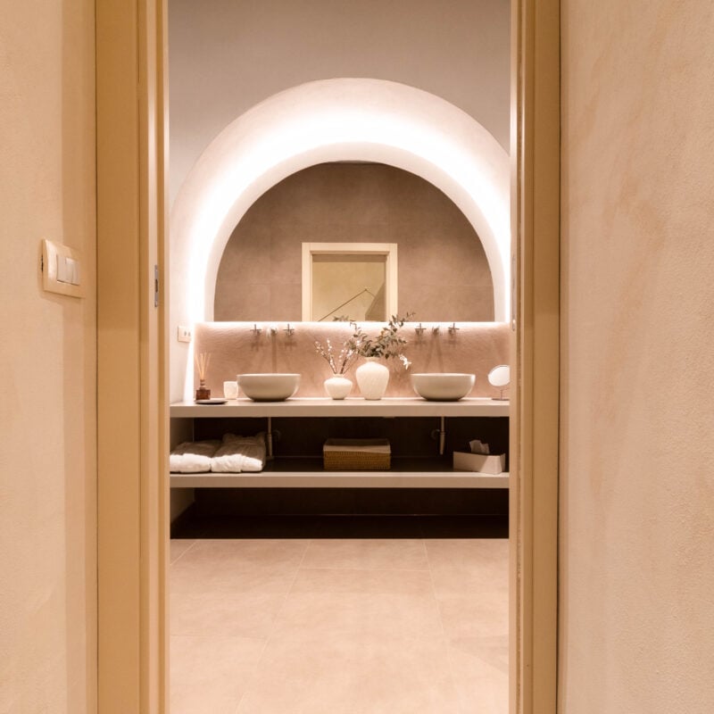 Palazzo Natoli è un elegante Boutique Hotel nel cuore del centro storico di Palermo.